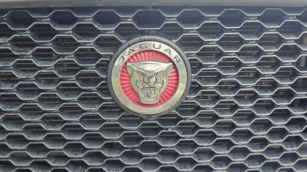Jaguar F-Pace - Zdjęcie 30
