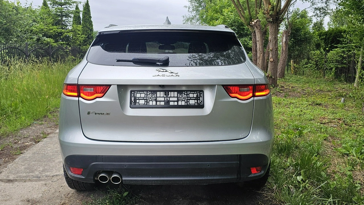 Jaguar F-Pace - Zdjęcie 33