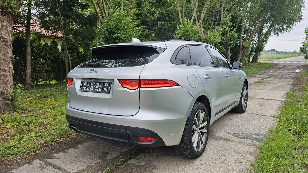 Jaguar F-Pace - Zdjęcie 7