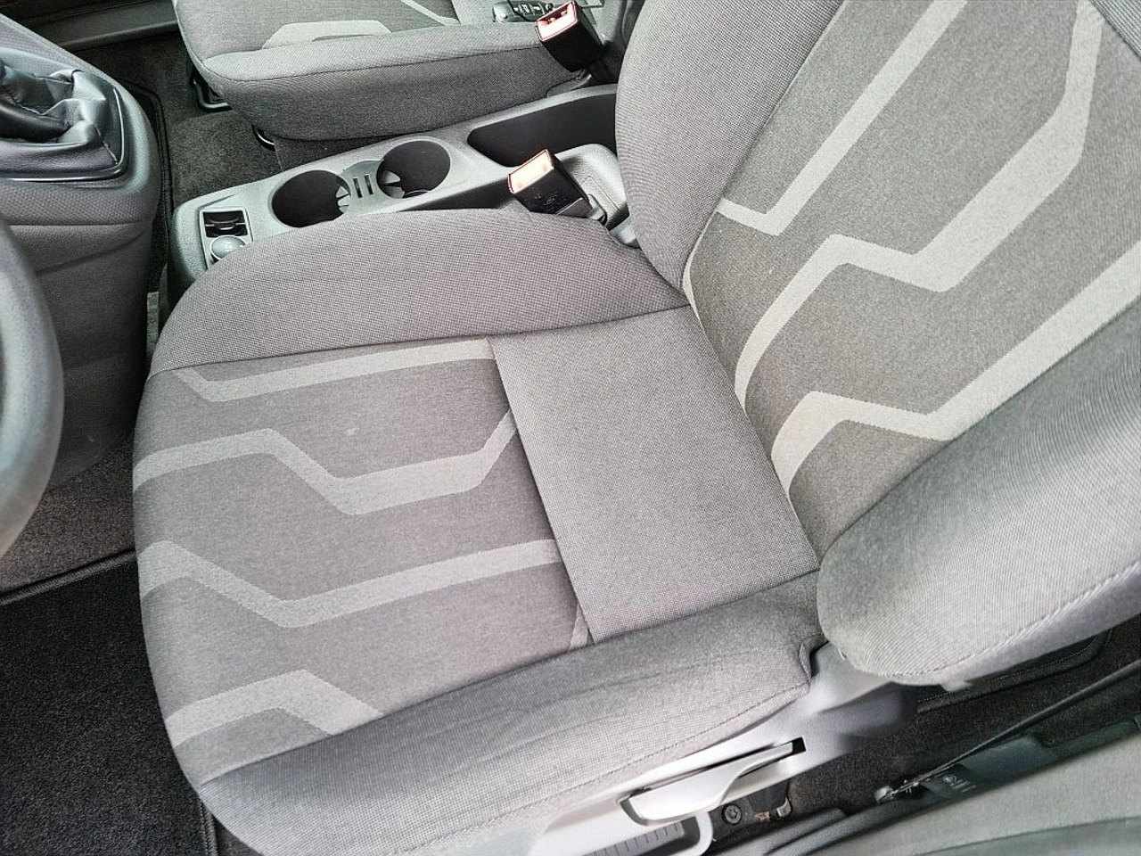 Ford Tourneo Connect - Zdjęcie 15