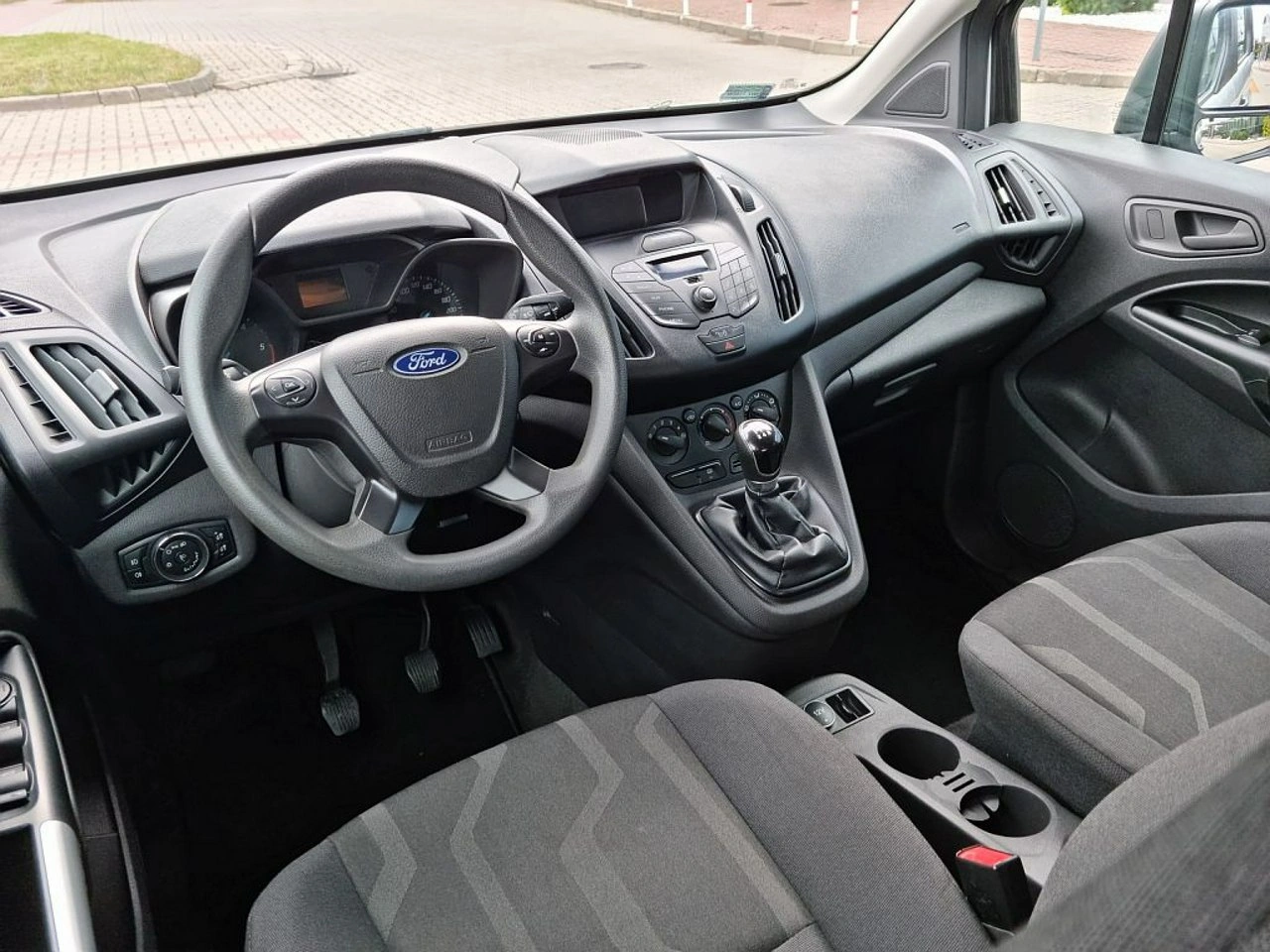 Ford Tourneo Connect - Zdjęcie 20
