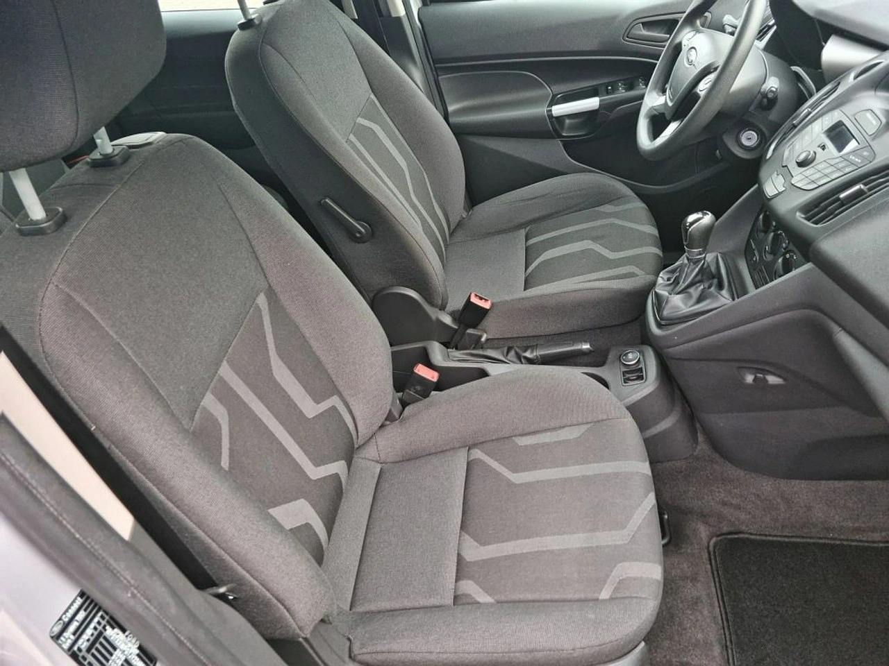 Ford Tourneo Connect - Zdjęcie 21