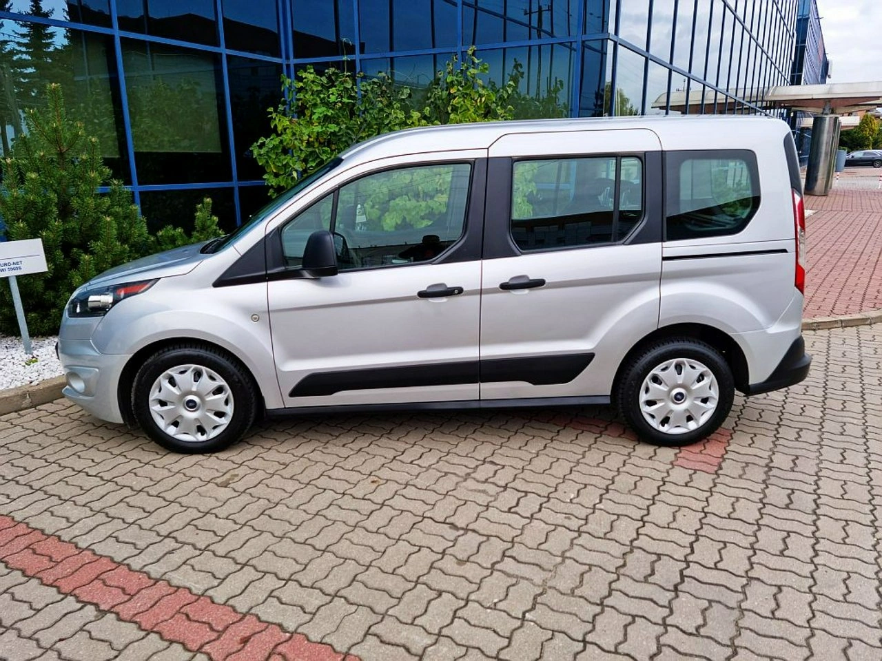Ford Tourneo Connect - Zdjęcie 3