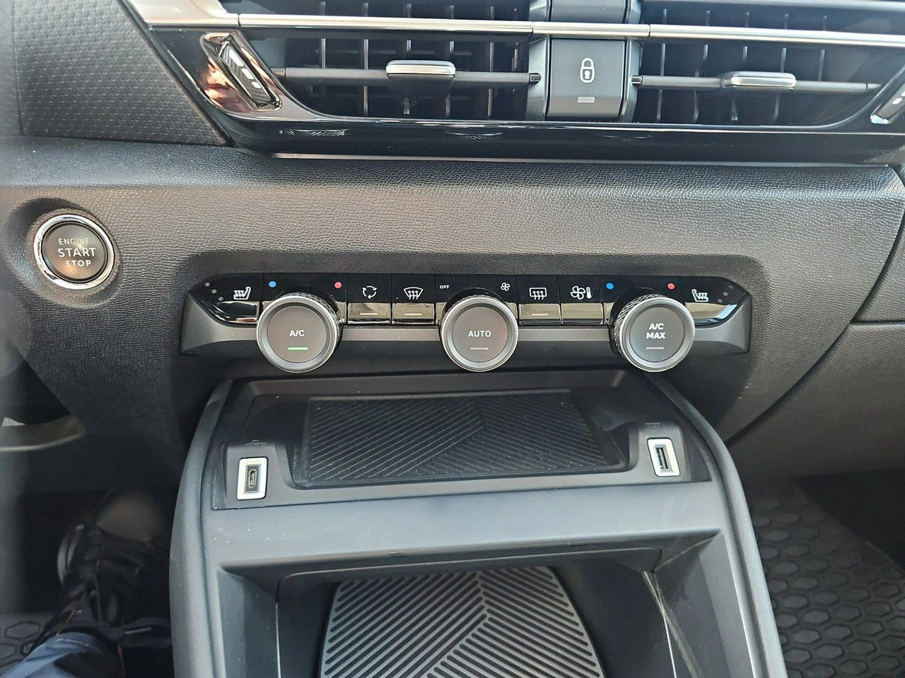 Citroën C4 - Zdjęcie 13