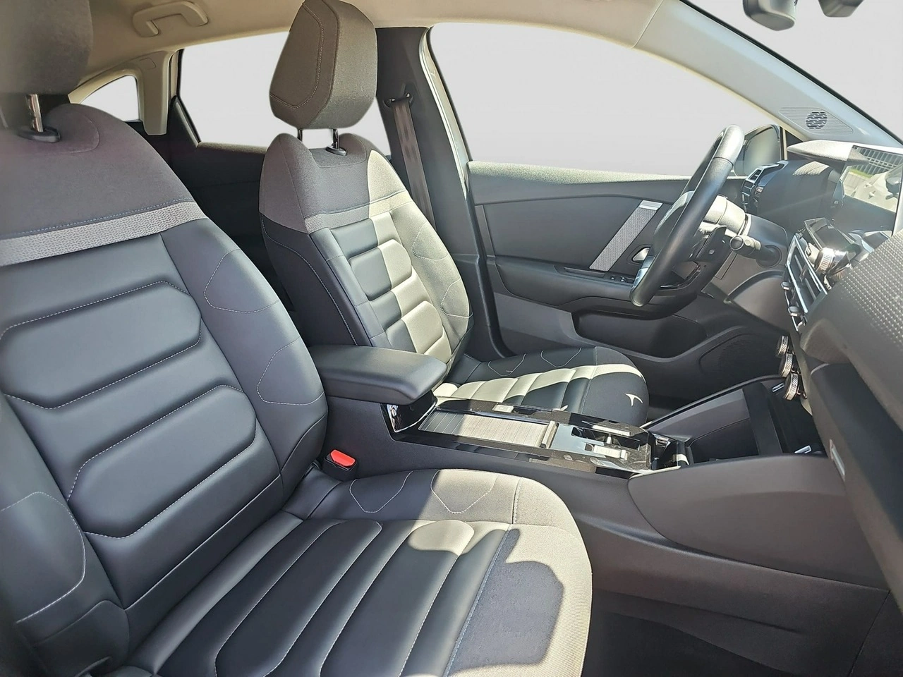 Citroën C4 - Zdjęcie 17