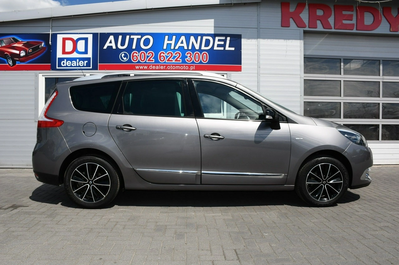 Renault Grand Scenic - Zdjęcie 15