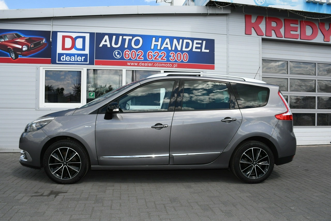Renault Grand Scenic - Zdjęcie 17