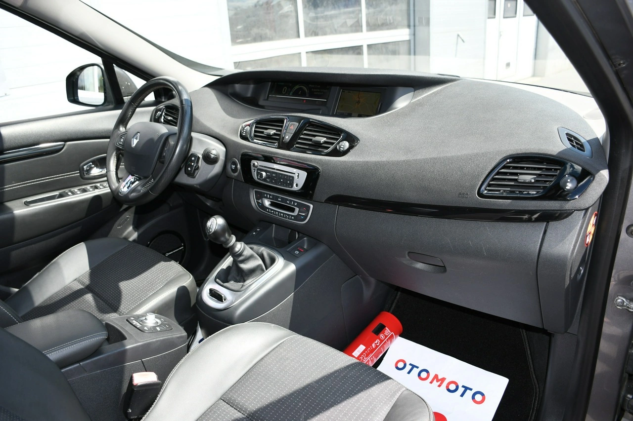 Renault Grand Scenic - Zdjęcie 27