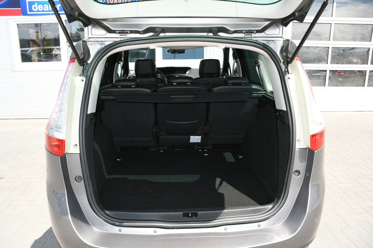 Renault Grand Scenic - Zdjęcie 38