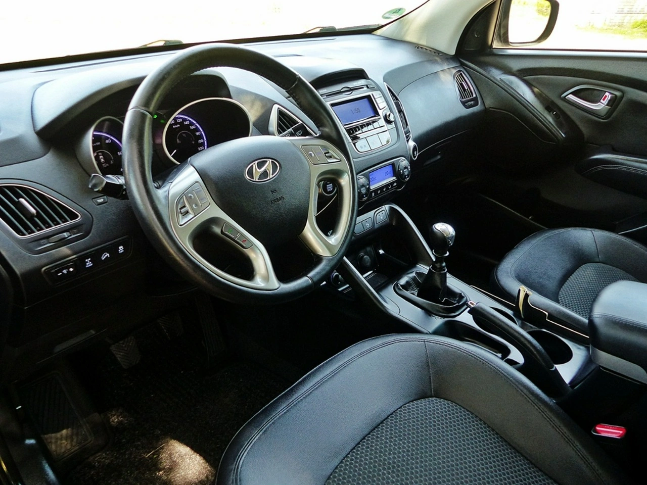 Hyundai ix35 - Zdjęcie 16