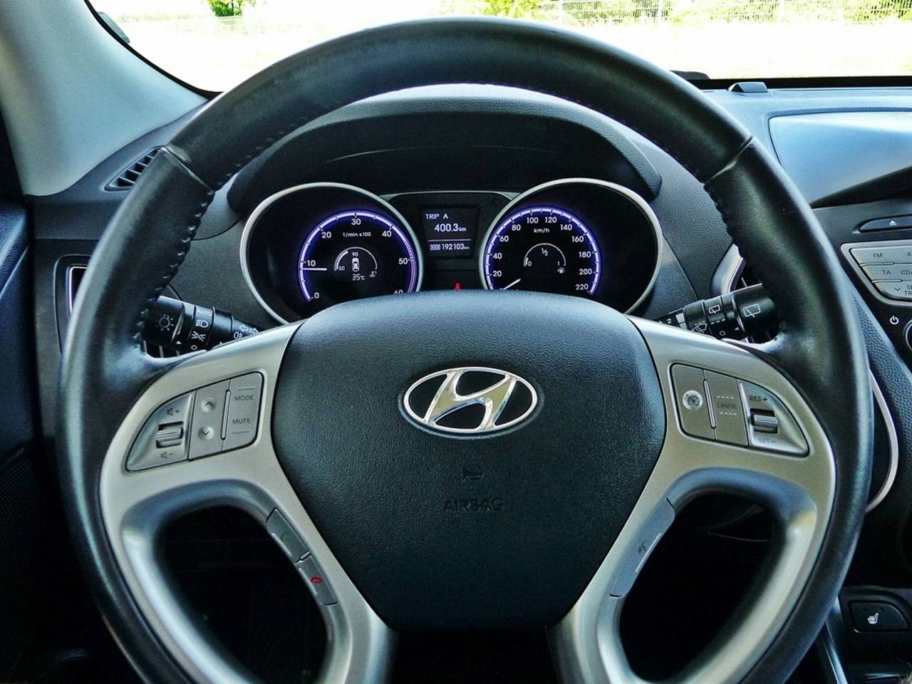 Hyundai ix35 - Zdjęcie 25
