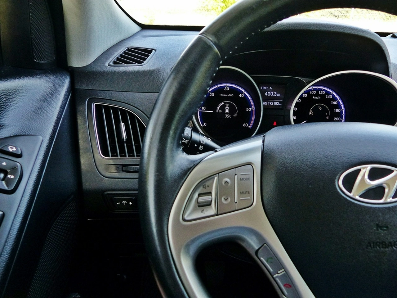 Hyundai ix35 - Zdjęcie 28