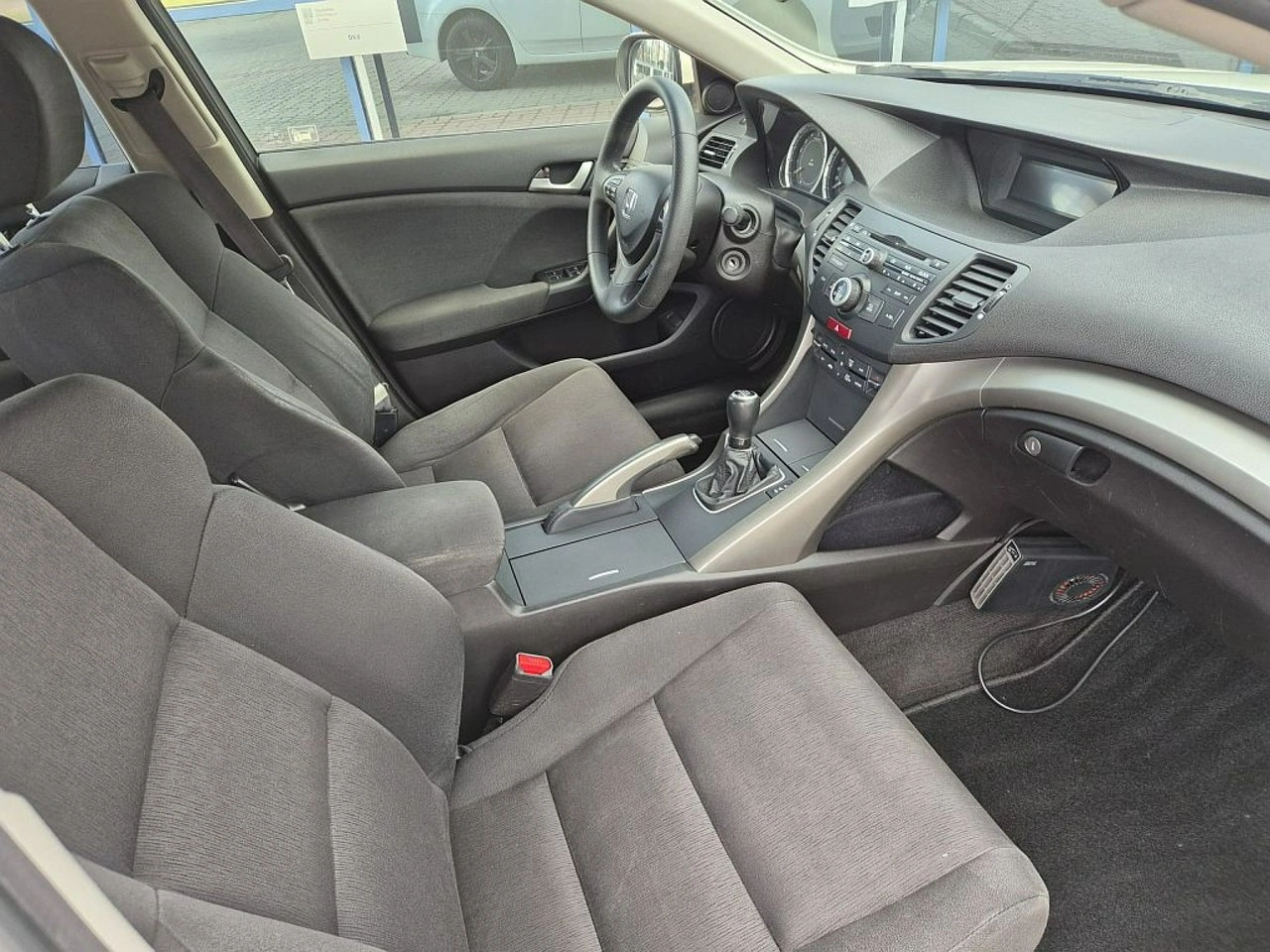 Honda Accord - Zdjęcie 14