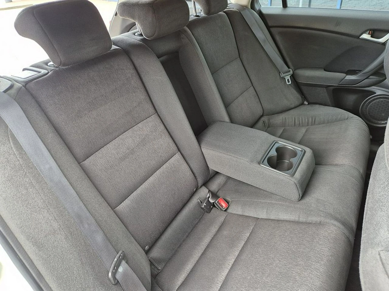 Honda Accord - Zdjęcie 23