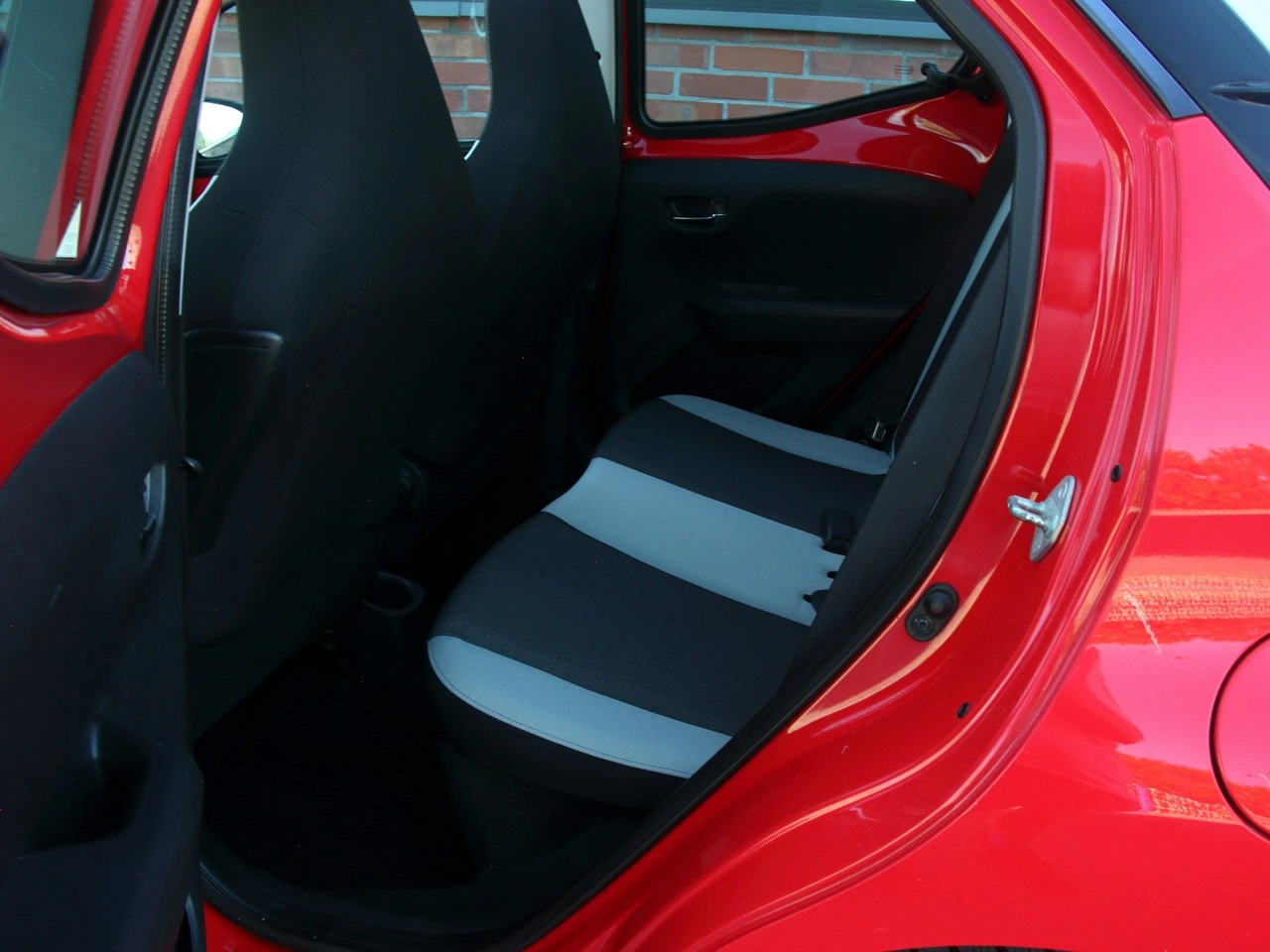 Toyota Aygo - Zdjęcie 10