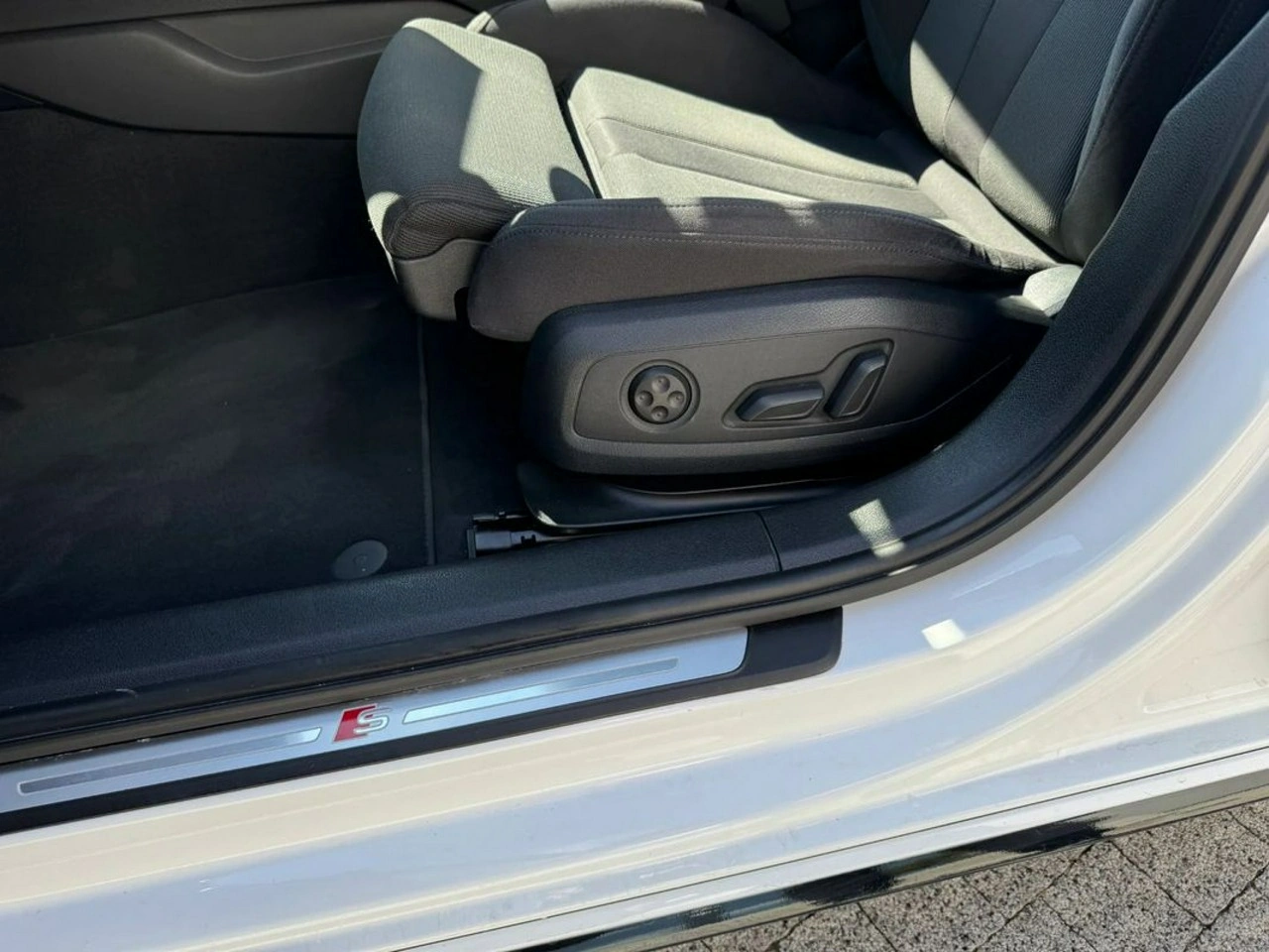 Audi A4 - Zdjęcie 12