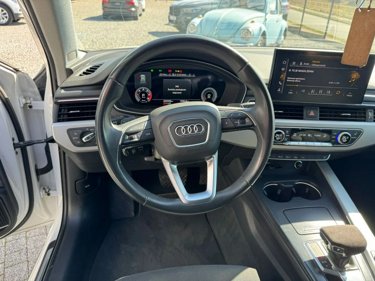 Audi A4 - Zdjęcie 15