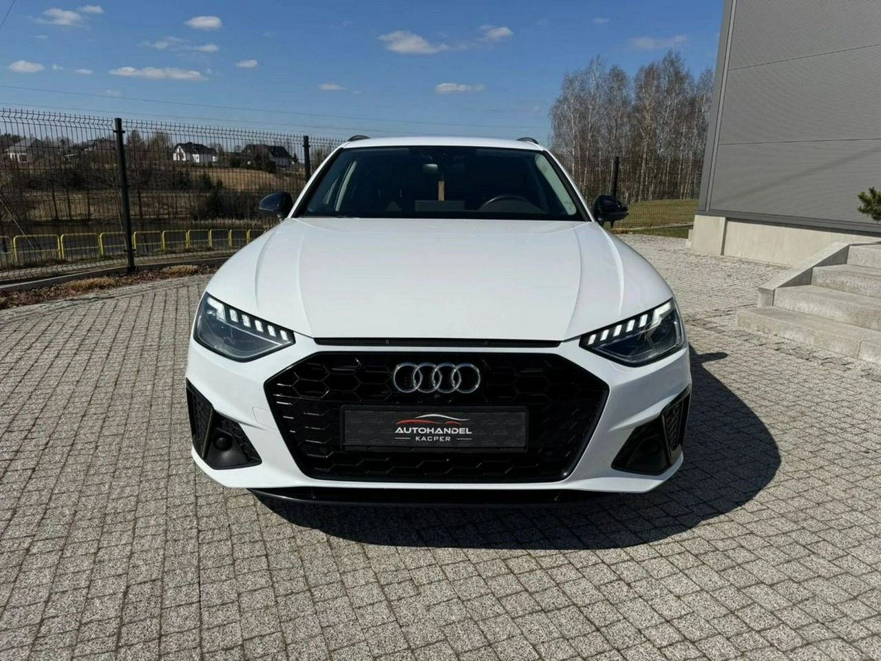 Audi A4 - Zdjęcie 2