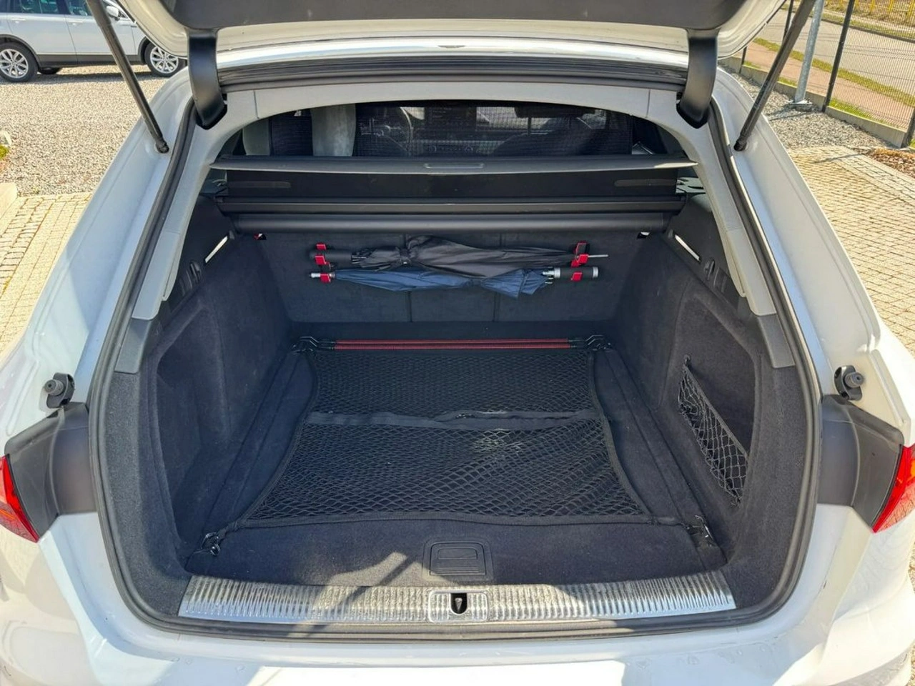 Audi A4 - Zdjęcie 39