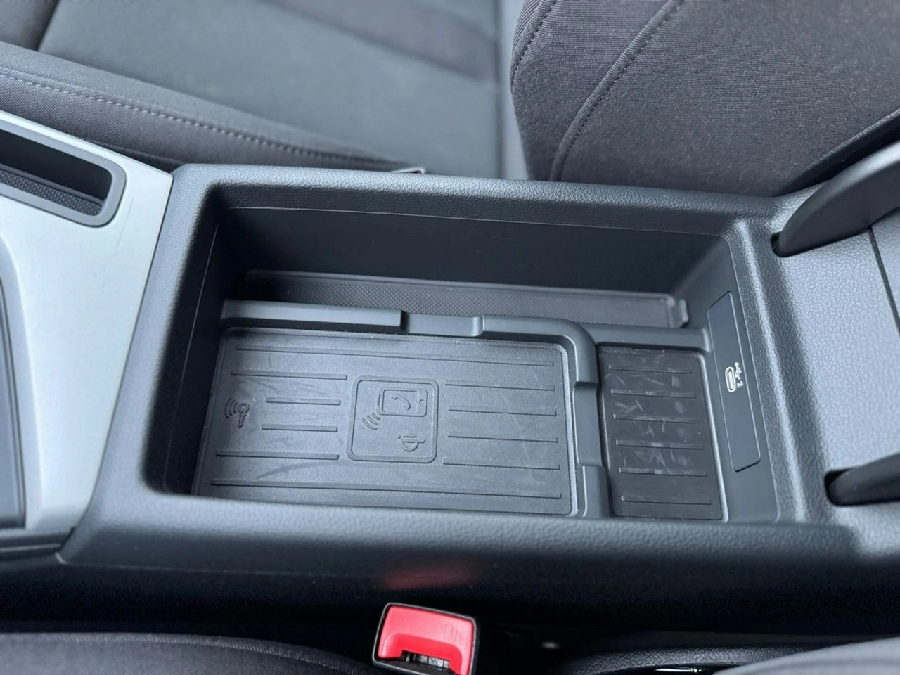 Audi A4 - Zdjęcie 30