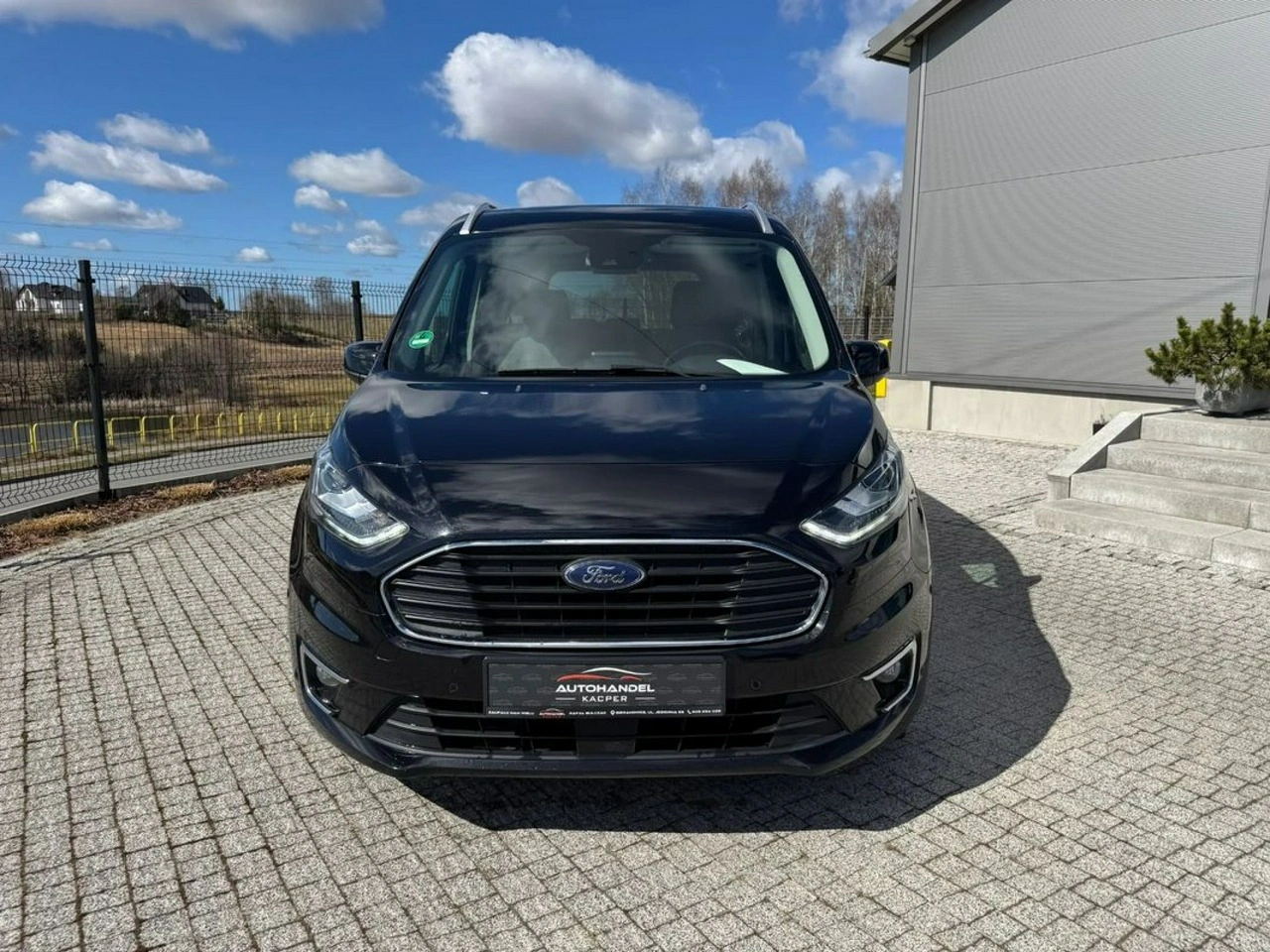Ford Grand Tourneo Connect - Zdjęcie 1