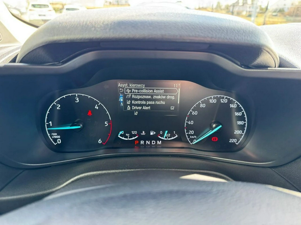 Ford Grand Tourneo Connect - Zdjęcie 19