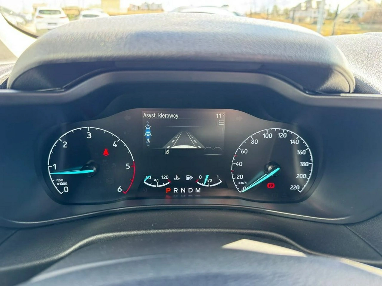 Ford Grand Tourneo Connect - Zdjęcie 21