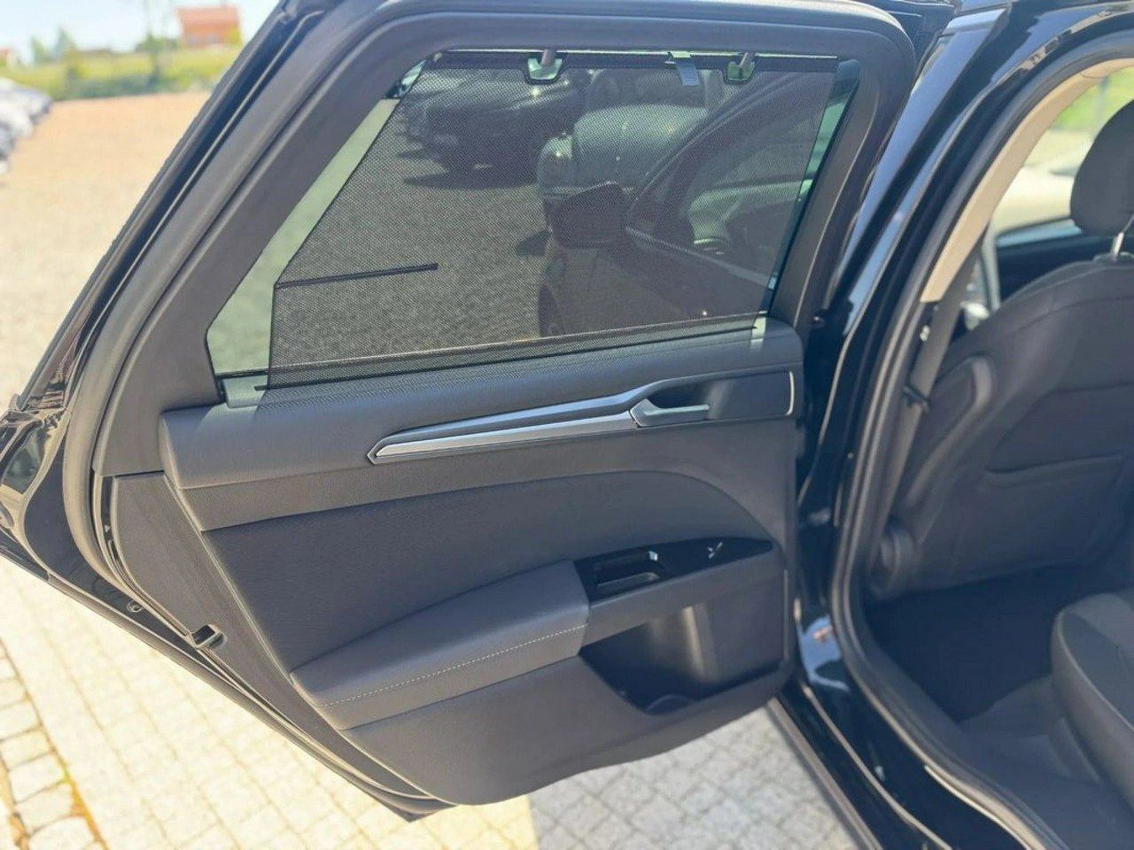 Ford Mondeo - Zdjęcie 27