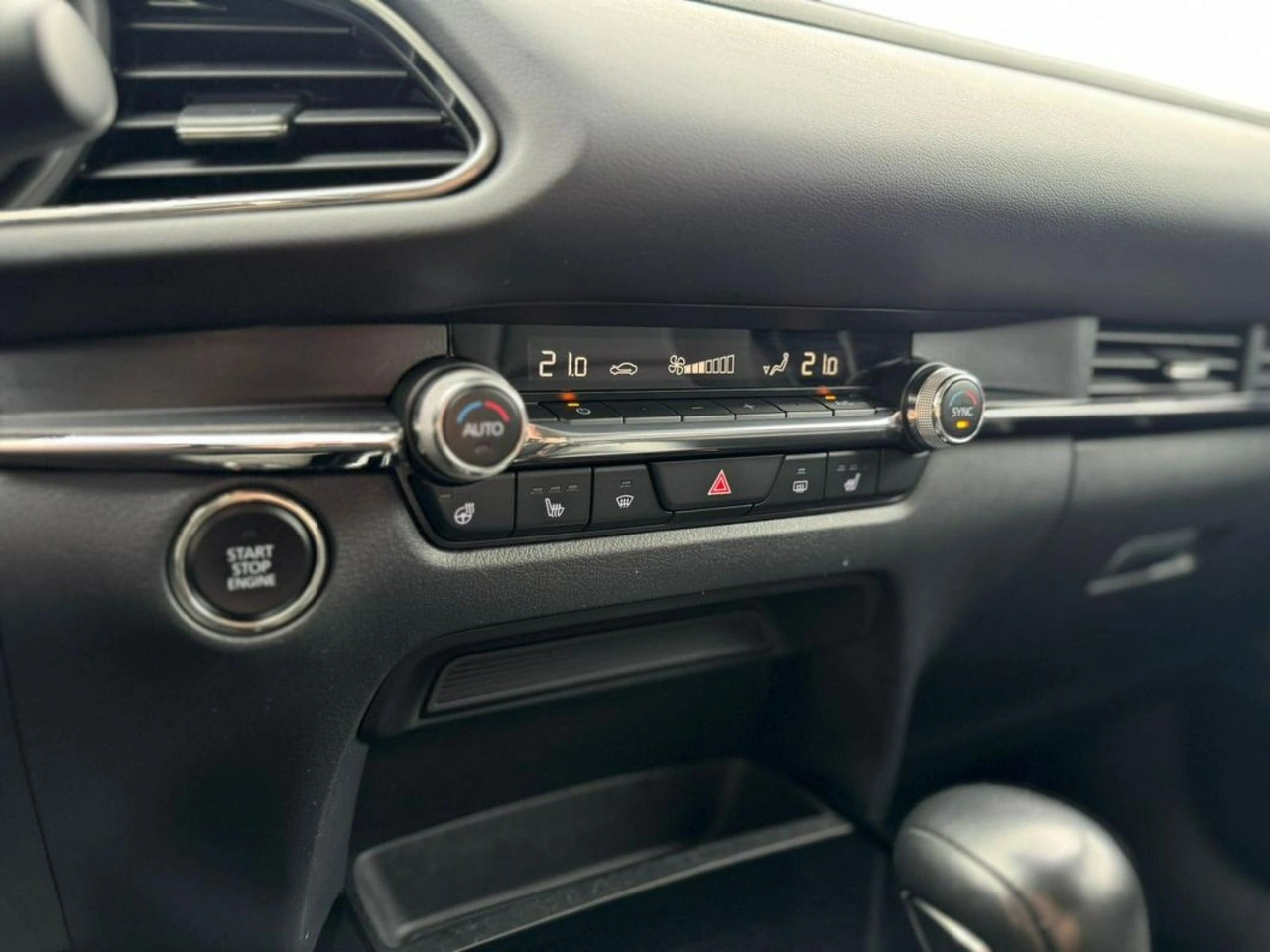 Mazda CX-30 - Zdjęcie 30