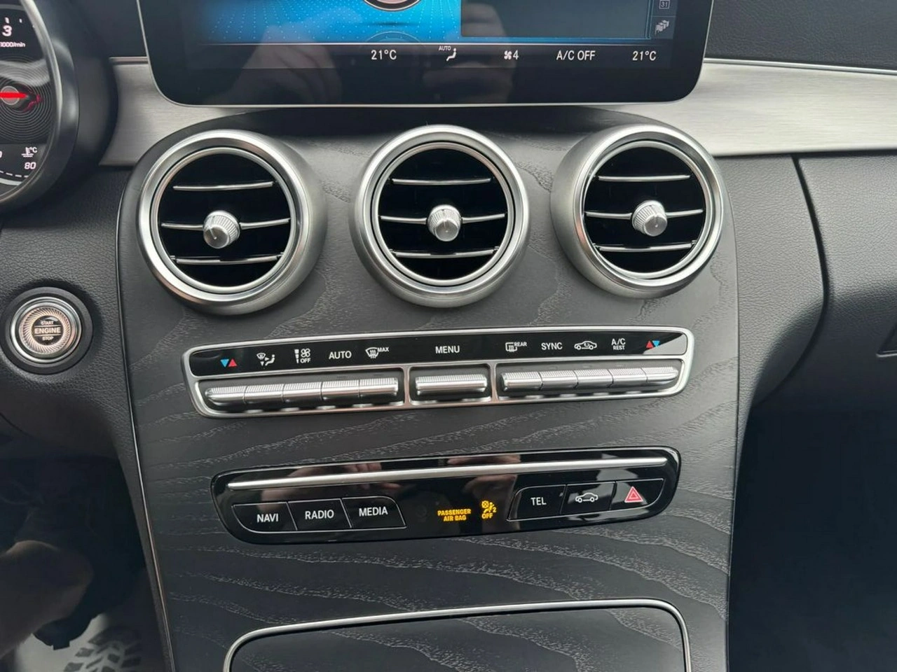 Mercedes C 220 - Zdjęcie 31