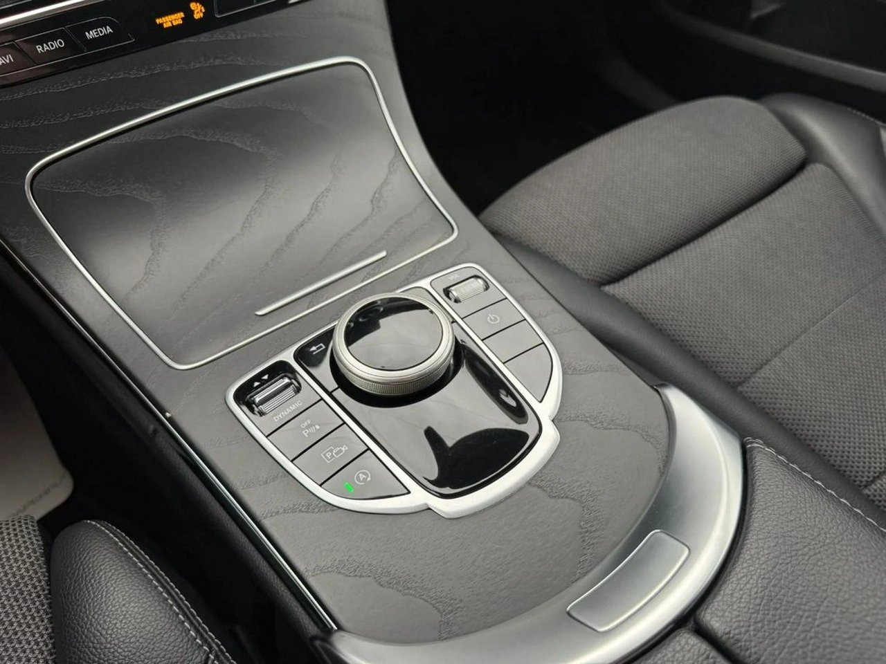 Mercedes C 220 - Zdjęcie 33