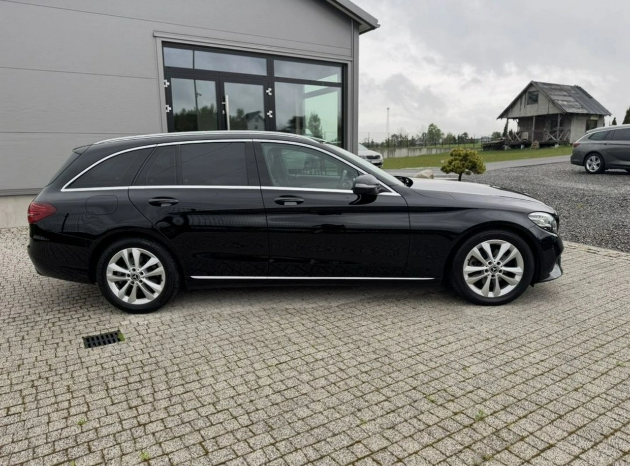 Mercedes C 220 - Zdjęcie 4
