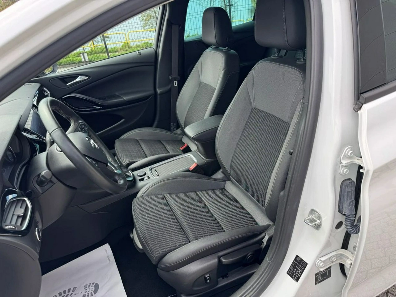 Opel Astra - Zdjęcie 13