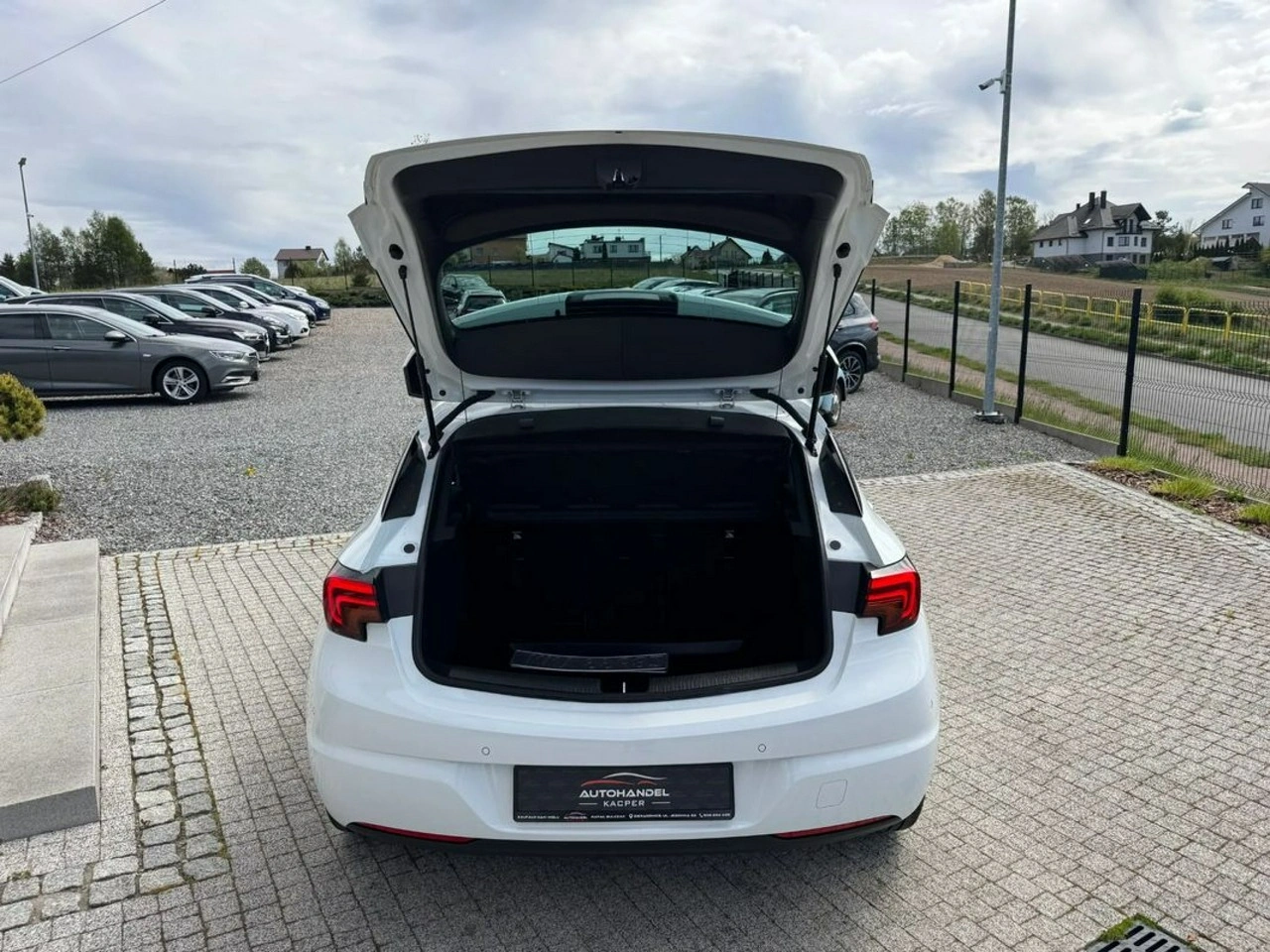 Opel Astra - Zdjęcie 37