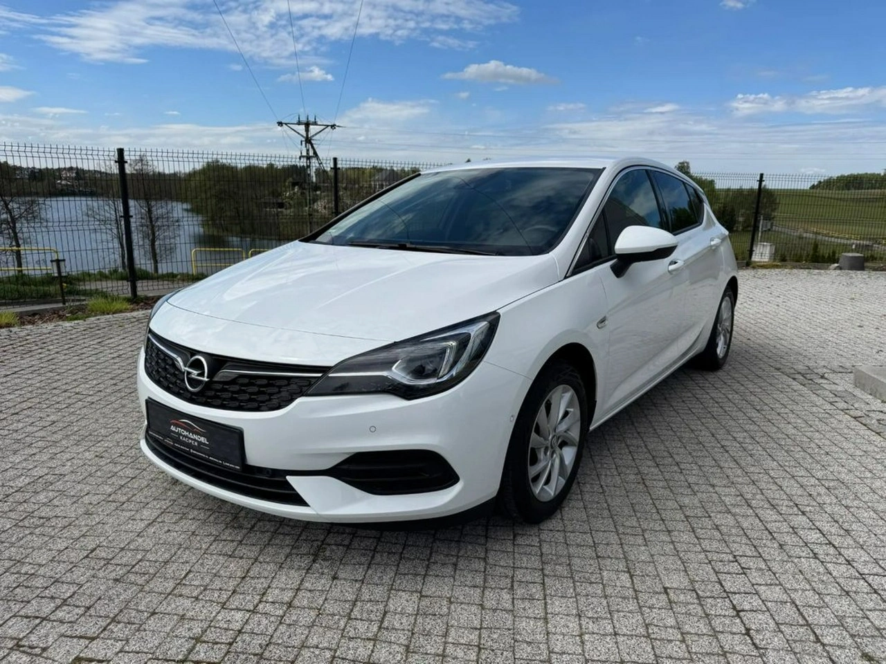 Opel Astra - Główne zdjęcie