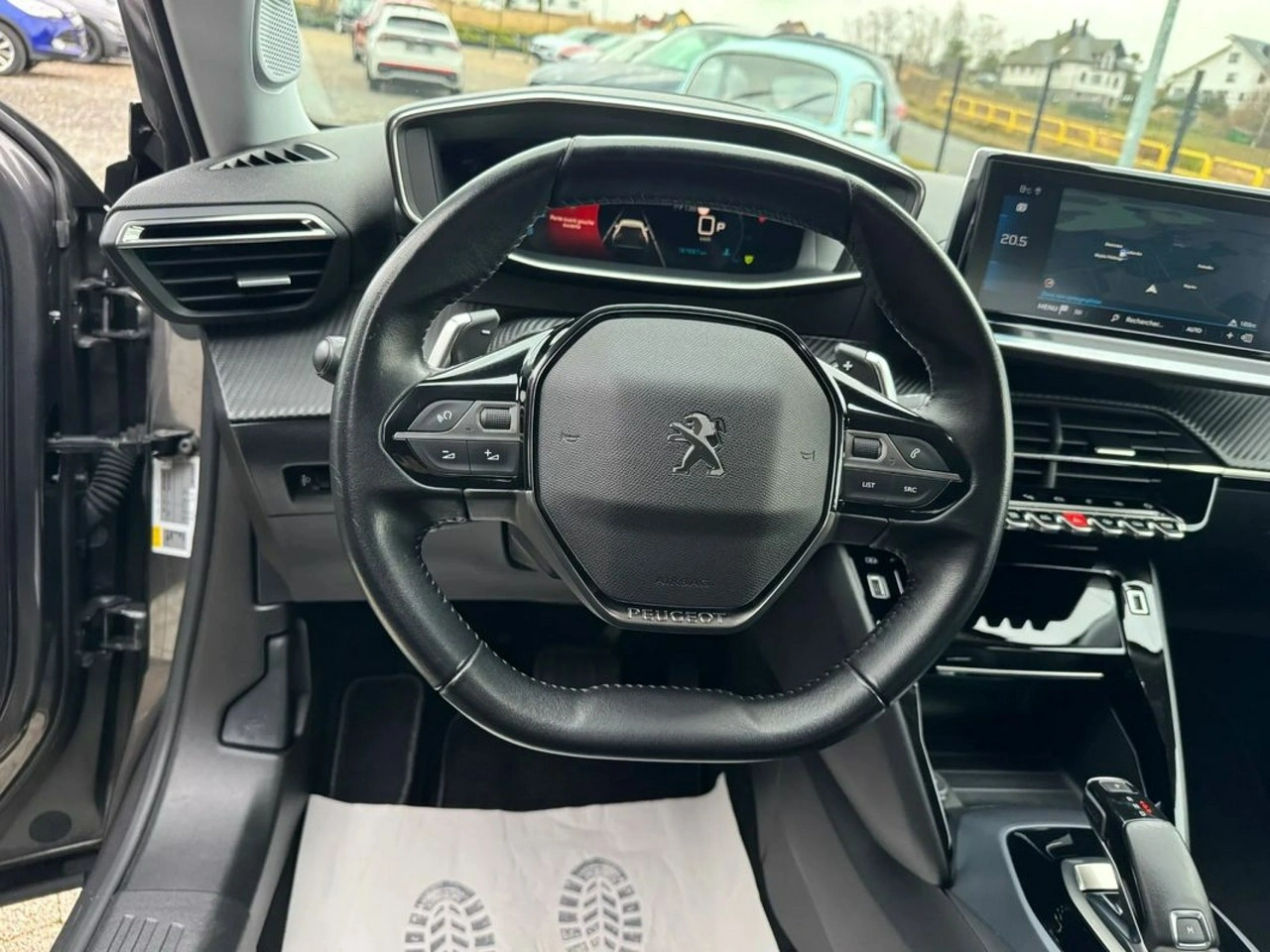 Peugeot 2008 - Zdjęcie 13