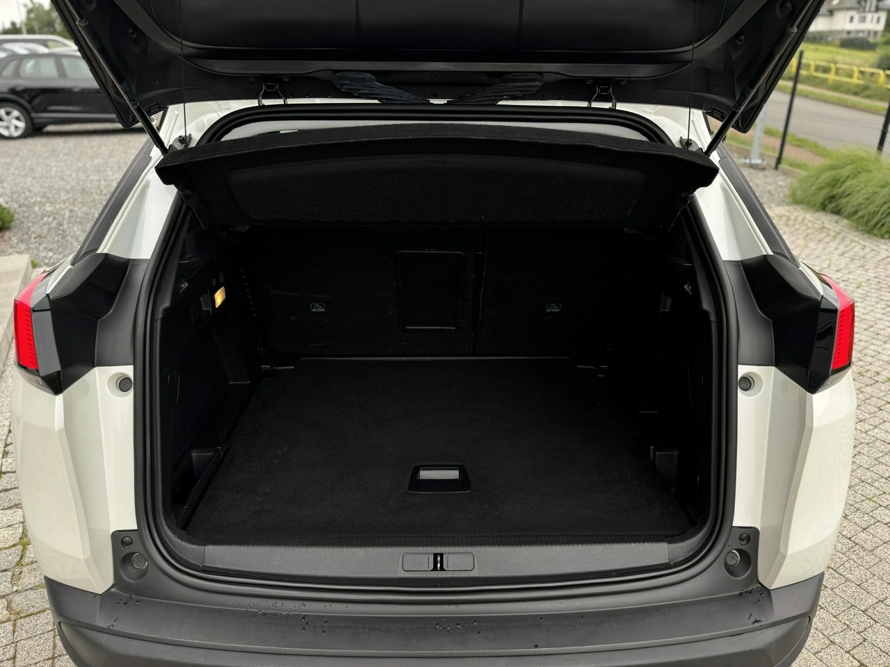 Peugeot 3008 - Zdjęcie 36