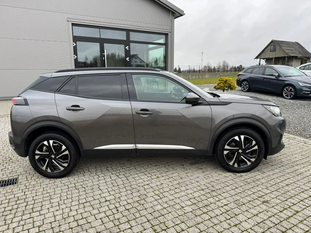 Peugeot 2008 - Zdjęcie 4