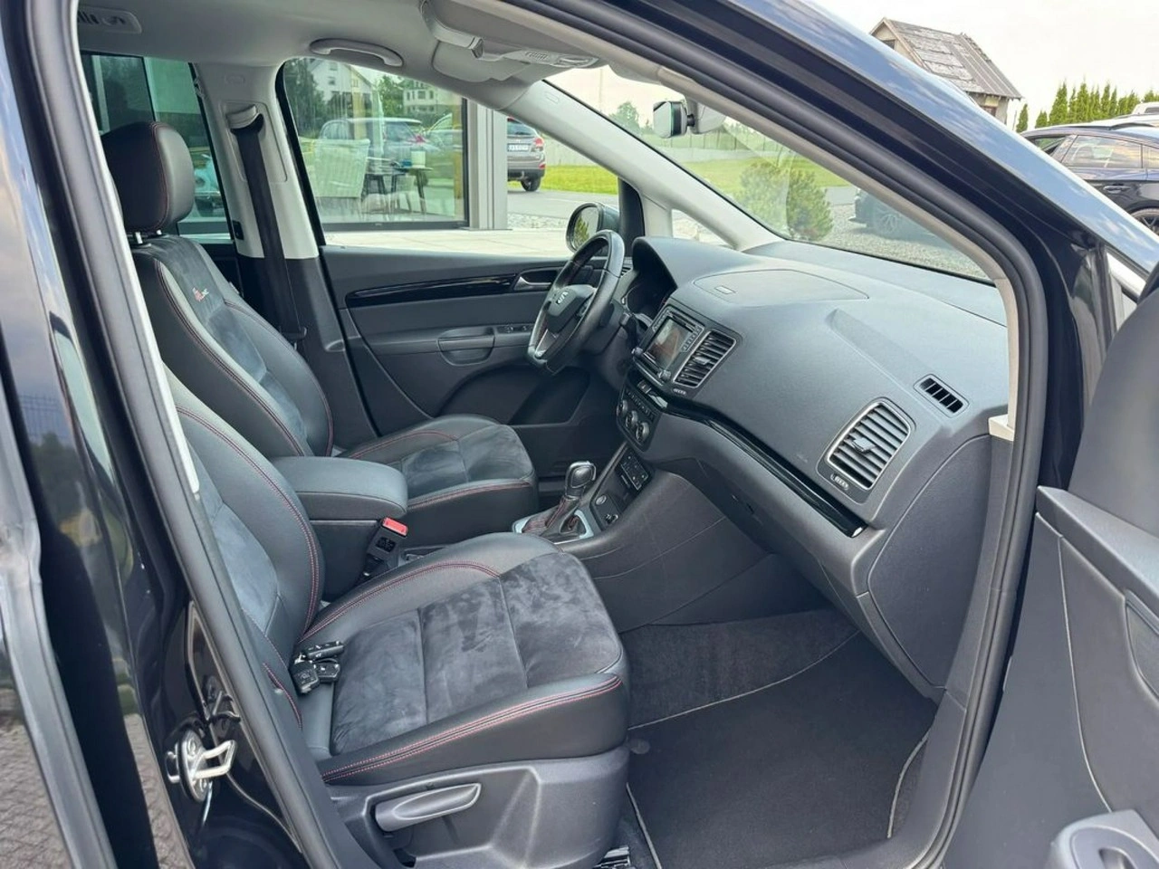 Seat Alhambra - Zdjęcie 14