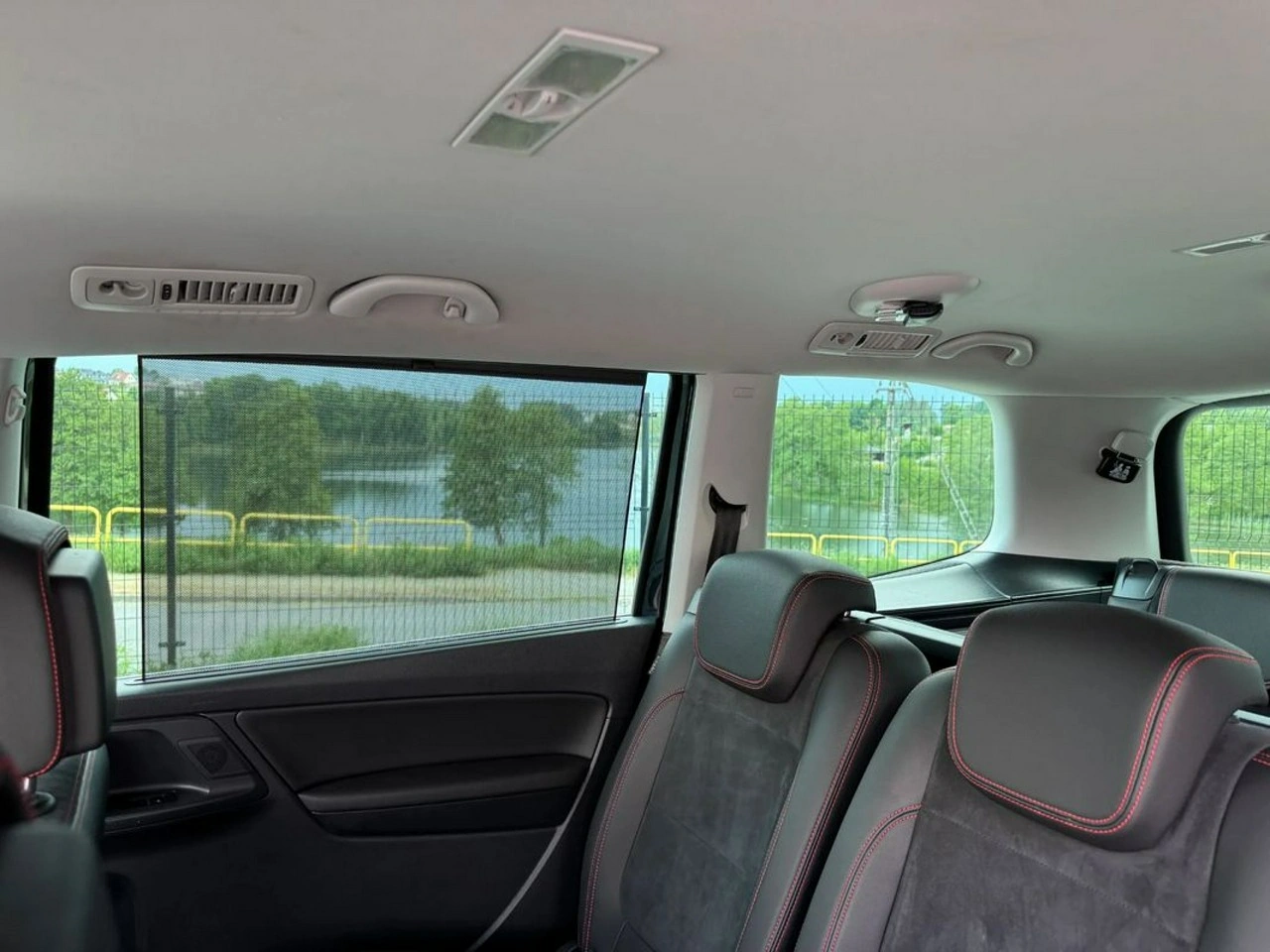 Seat Alhambra - Zdjęcie 17