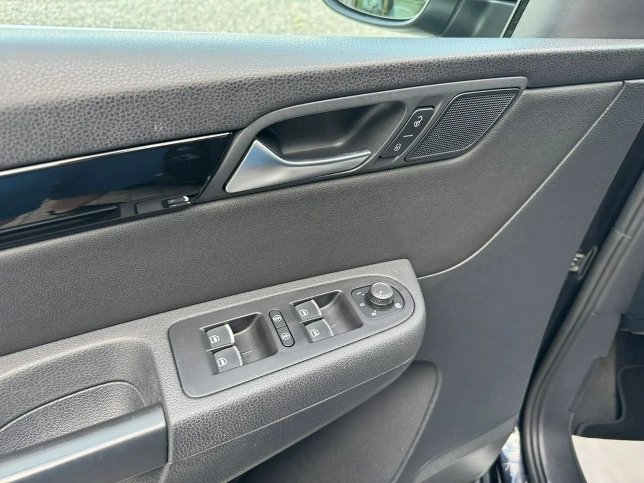 Seat Alhambra - Zdjęcie 33