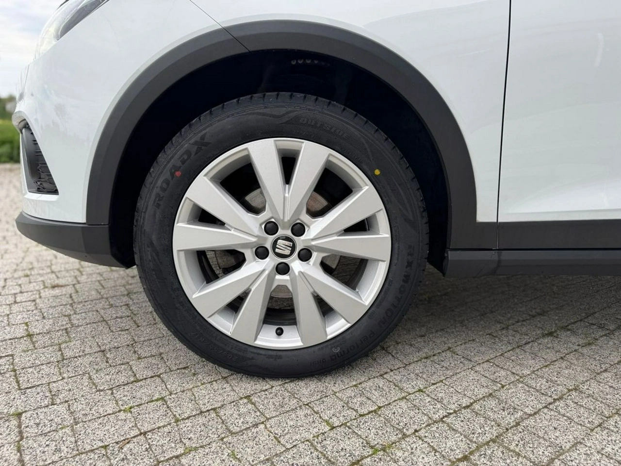 Seat Arona - Zdjęcie 9