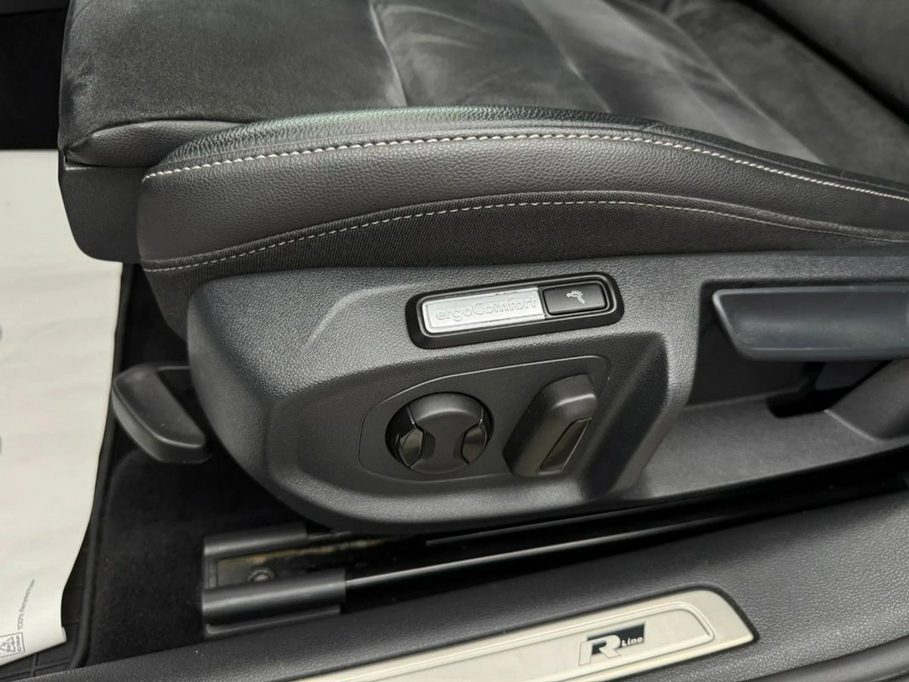 Volkswagen Arteon - Zdjęcie 32