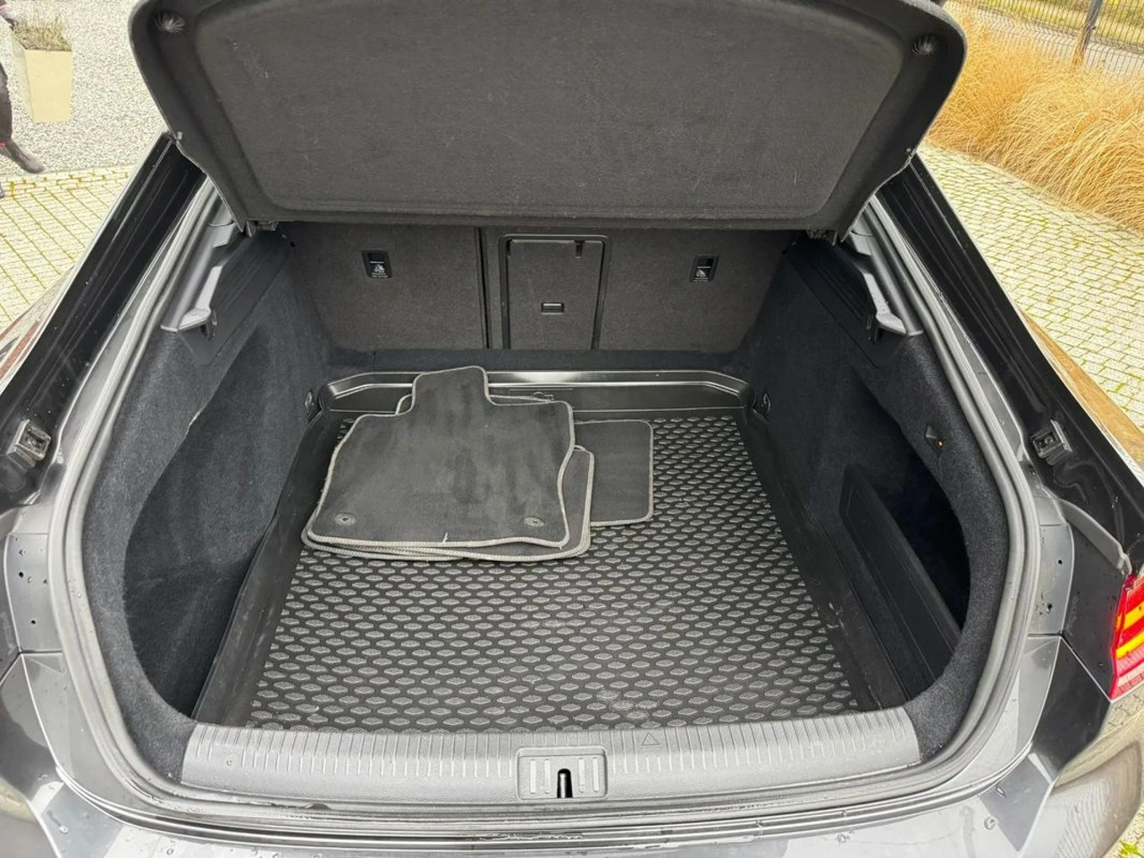 Volkswagen Arteon - Zdjęcie 37