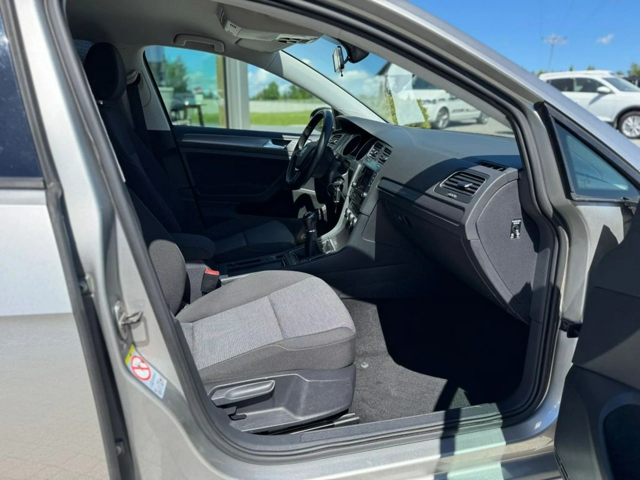 Volkswagen Golf - Zdjęcie 13