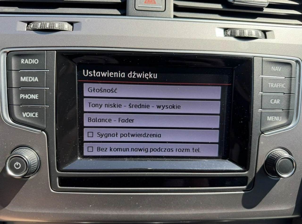 Volkswagen Golf - Zdjęcie 17
