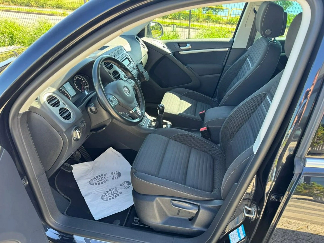 Volkswagen Tiguan - Zdjęcie 11