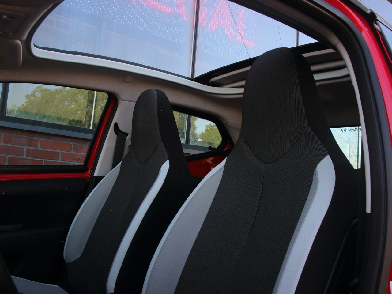 Toyota Aygo - Zdjęcie 8