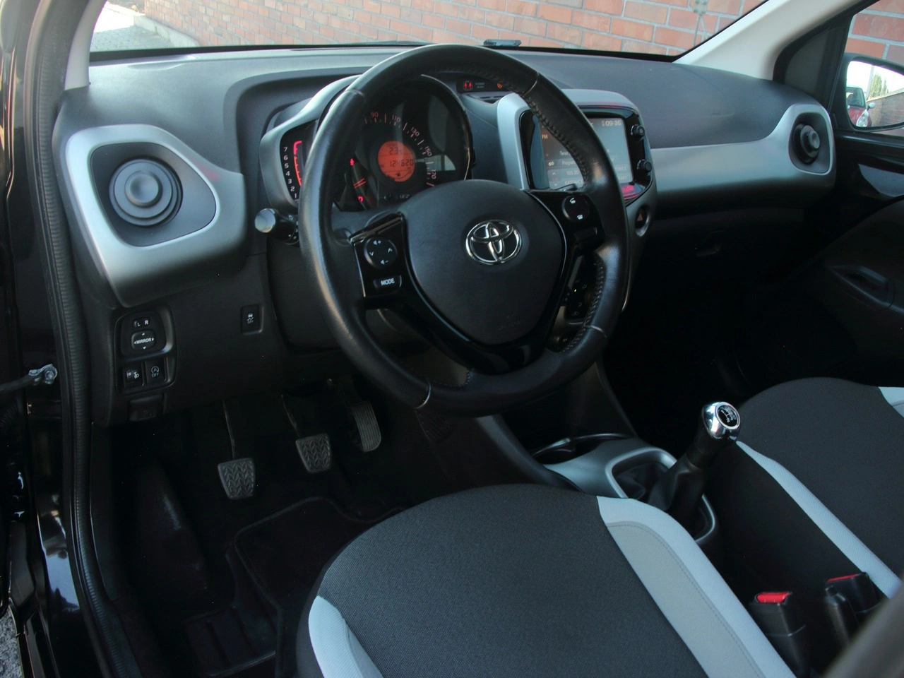 Toyota Aygo - Zdjęcie 17
