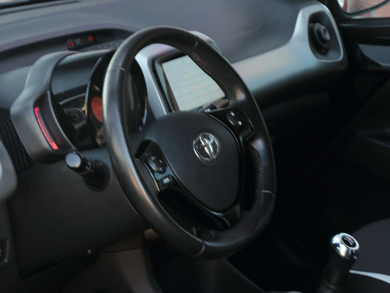 Toyota Aygo - Zdjęcie 16